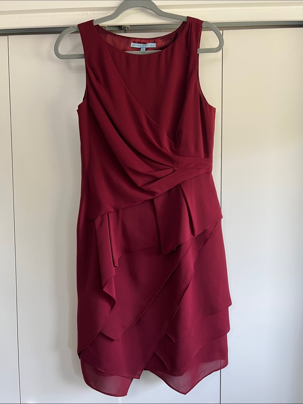 ANTONIO MELANI Wine Red Sleeveless Layered Cocktail Dress